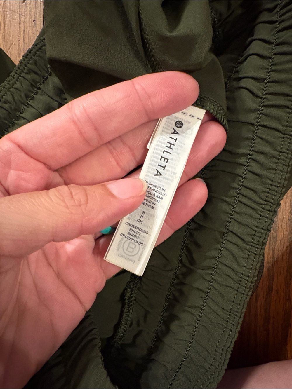 🎉NWOT! Athleta Dark Olive Green Elastic Waist Athletic Shorts! - Picture 4 of 4